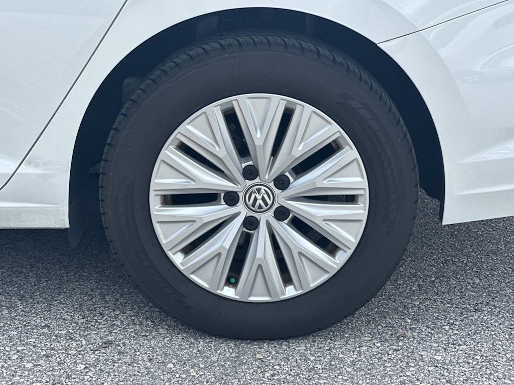 Thumbnail: 2019 Volkswagen Jetta - 7