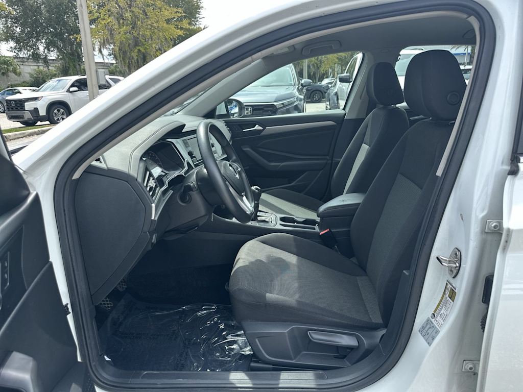 Thumbnail: 2019 Volkswagen Jetta - 8