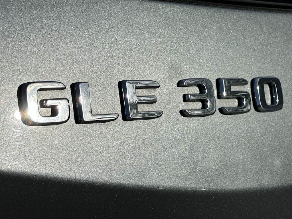 Thumbnail: 2018 Mercedes-Benz GLE - 7