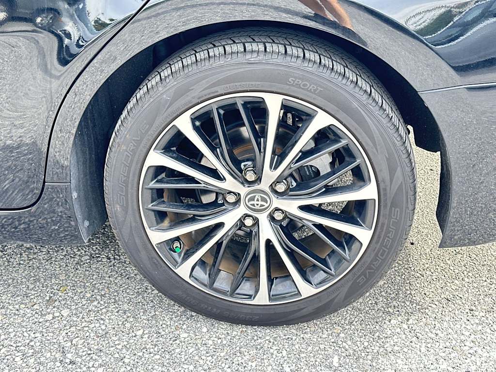 Thumbnail: 2018 Toyota Camry - 8
