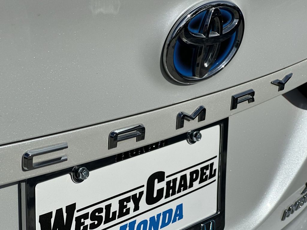 Thumbnail: 2019 Toyota Camry - 17