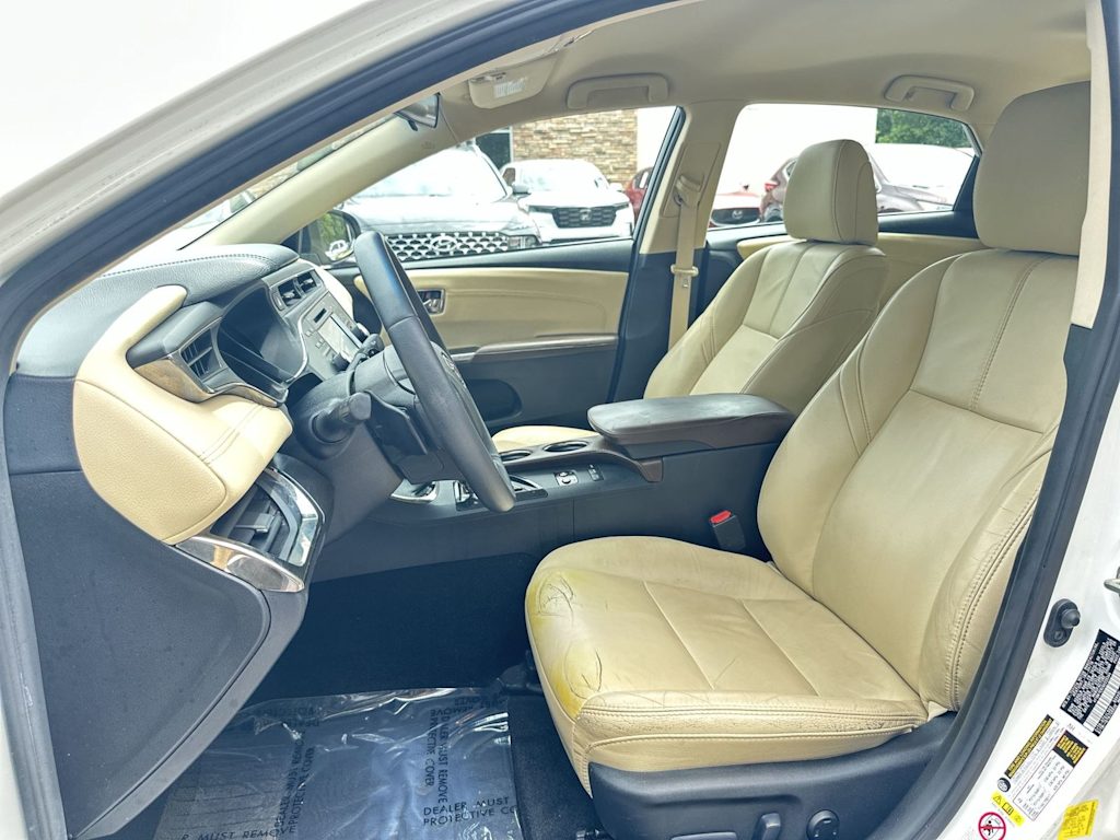 Thumbnail: 2016 Toyota Avalon - 8