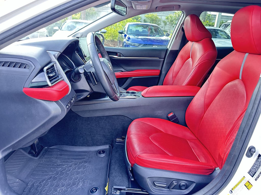 Thumbnail: 2022 Toyota Camry - 8