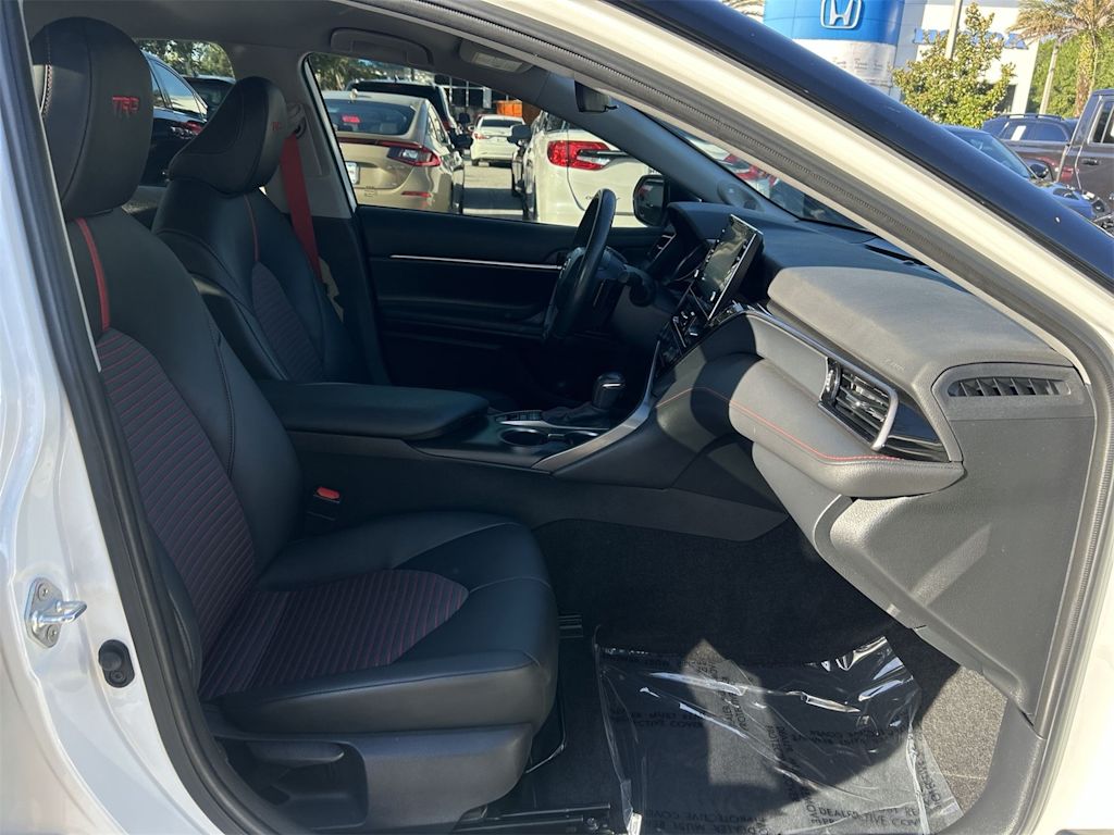 Thumbnail: 2021 Toyota Camry - 20