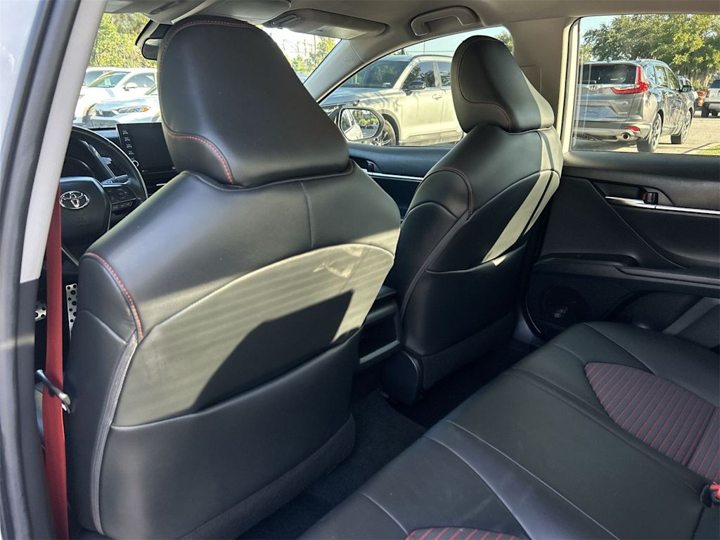 Thumbnail: 2021 Toyota Camry - 11