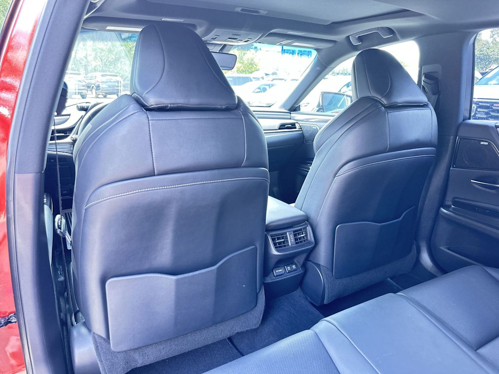 Thumbnail: 2019 Lexus ES - 12