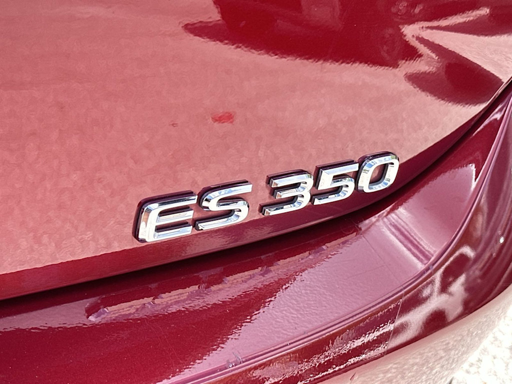 Thumbnail: 2019 Lexus ES - 20