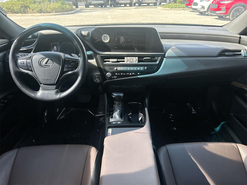 2023 Lexus ES Hybrid 300h 2