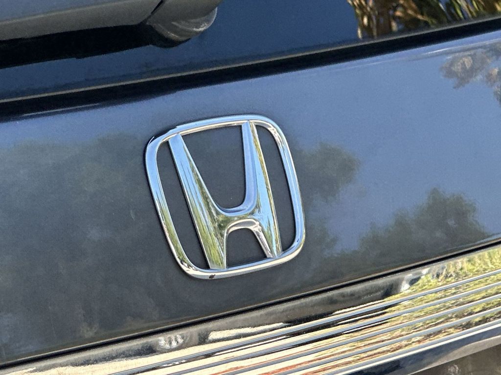 Thumbnail: 2015 Honda Odyssey - 6
