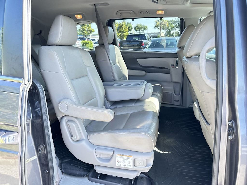 Thumbnail: 2015 Honda Odyssey - 24