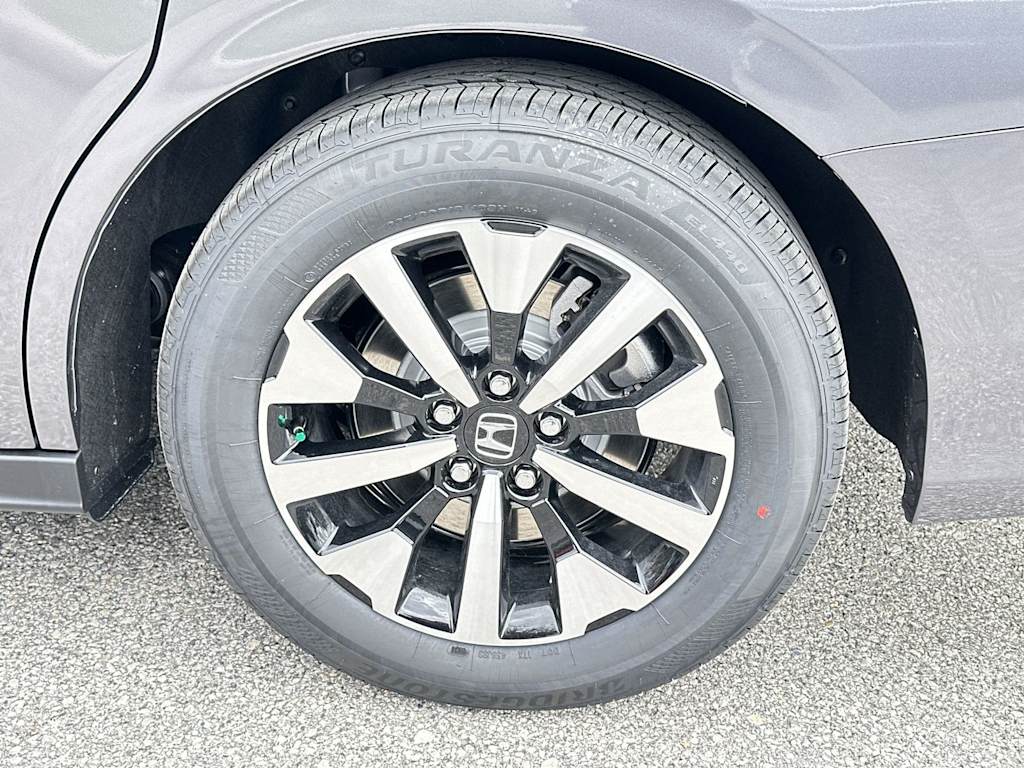 Thumbnail: 2026 Honda Odyssey - 8