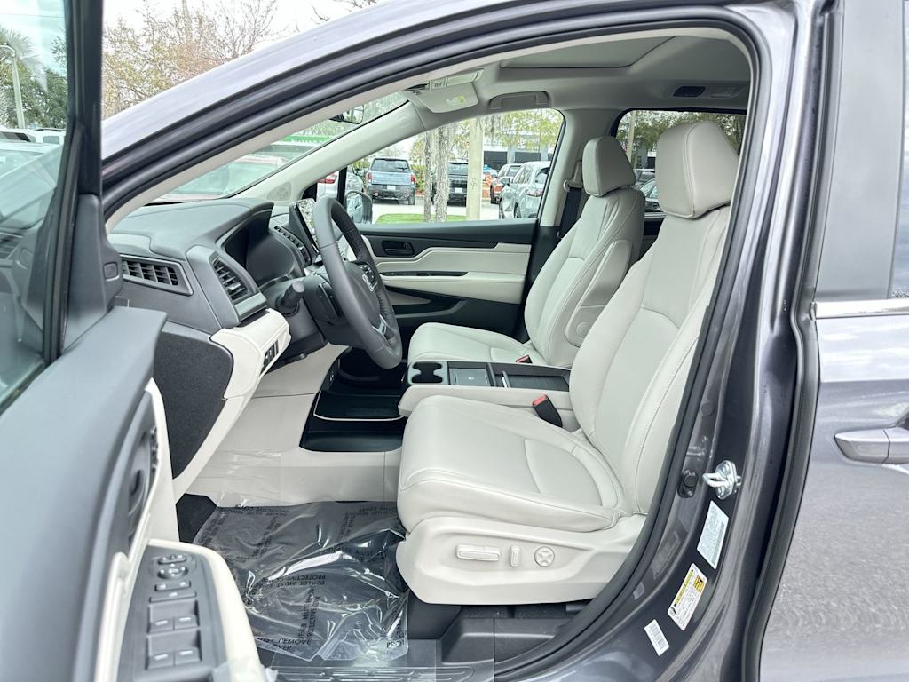 Thumbnail: 2026 Honda Odyssey - 11