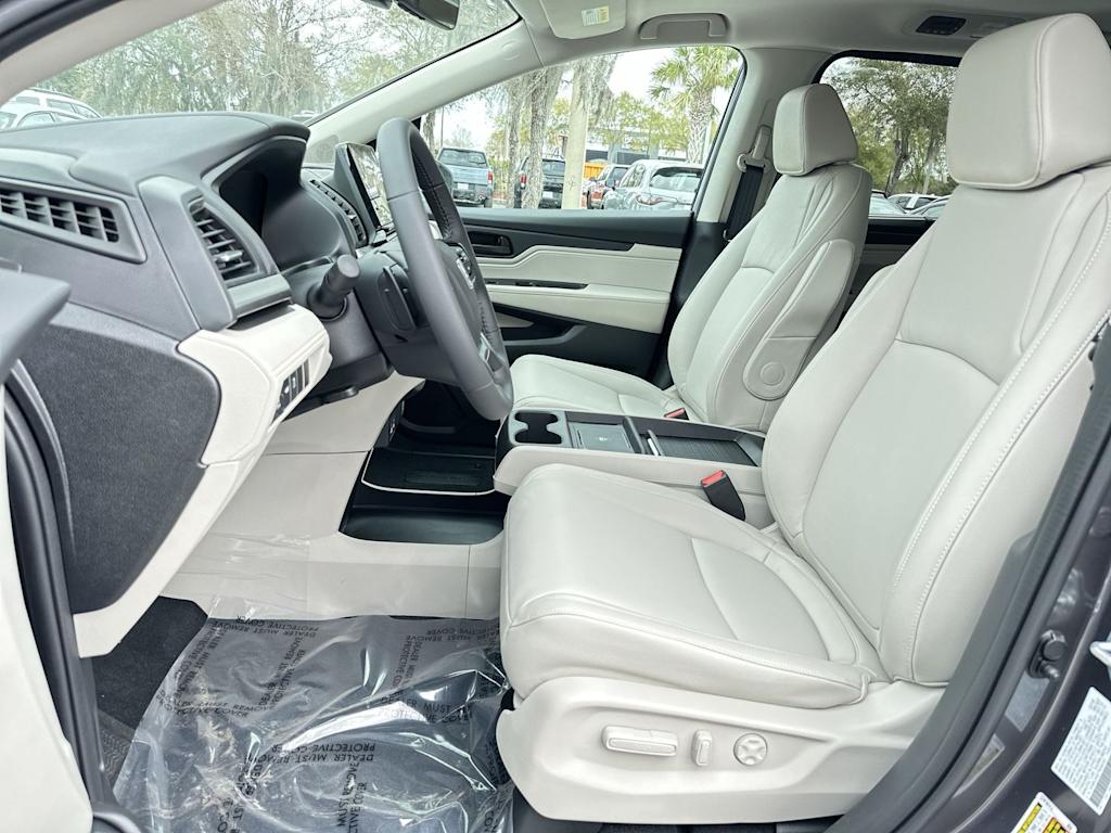 Thumbnail: 2026 Honda Odyssey - 9