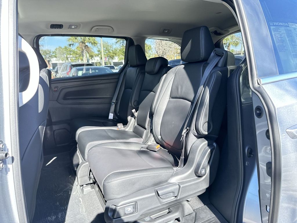 Thumbnail: 2026 Honda Odyssey - 21