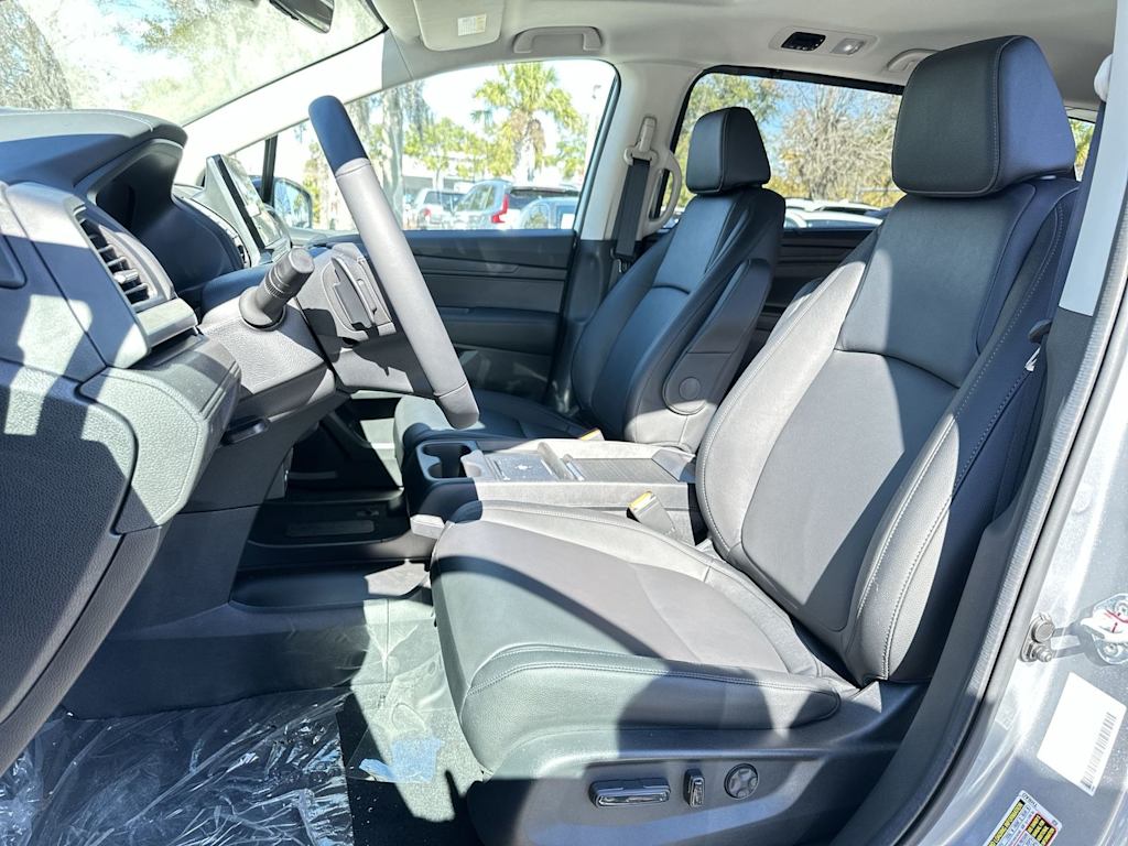 Thumbnail: 2026 Honda Odyssey - 11