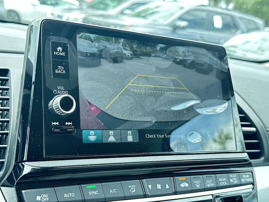 Thumbnail: 2026 Honda Odyssey - 12