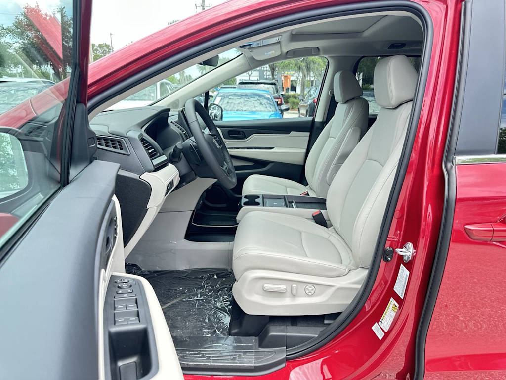 Thumbnail: 2026 Honda Odyssey - 9