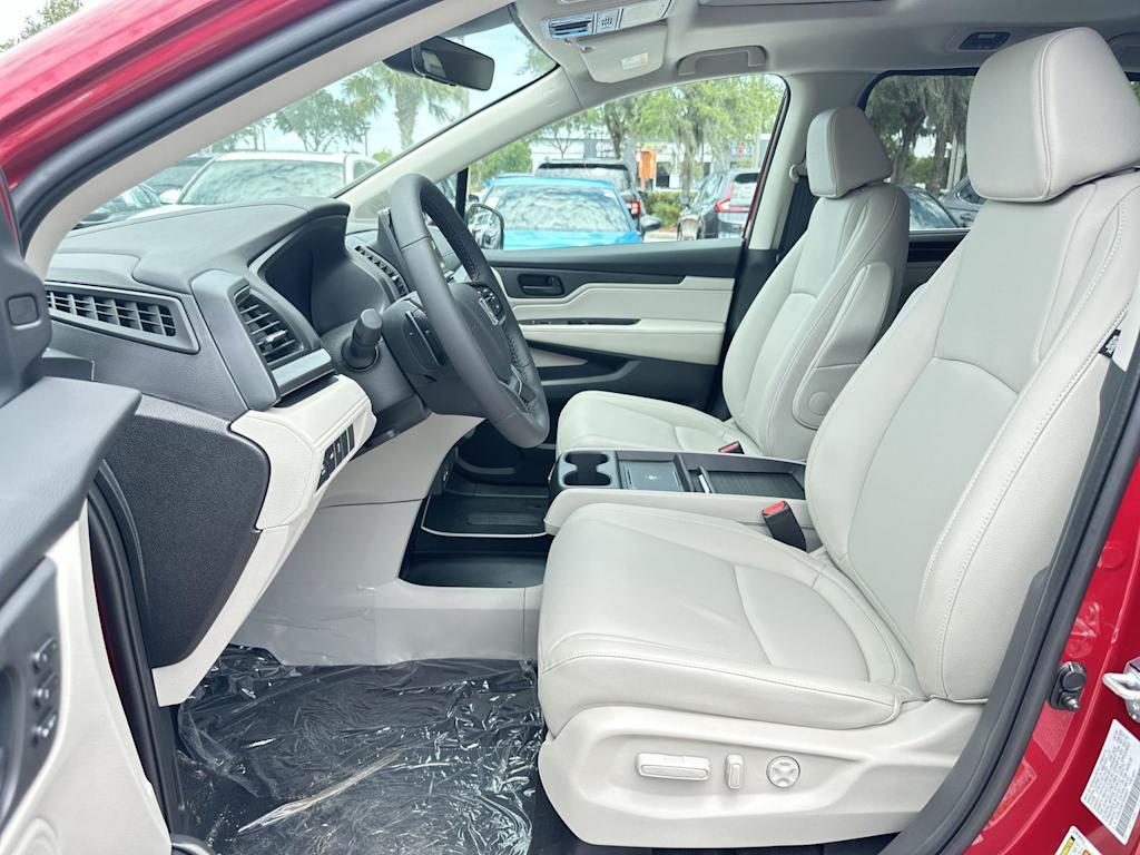Thumbnail: 2026 Honda Odyssey - 10
