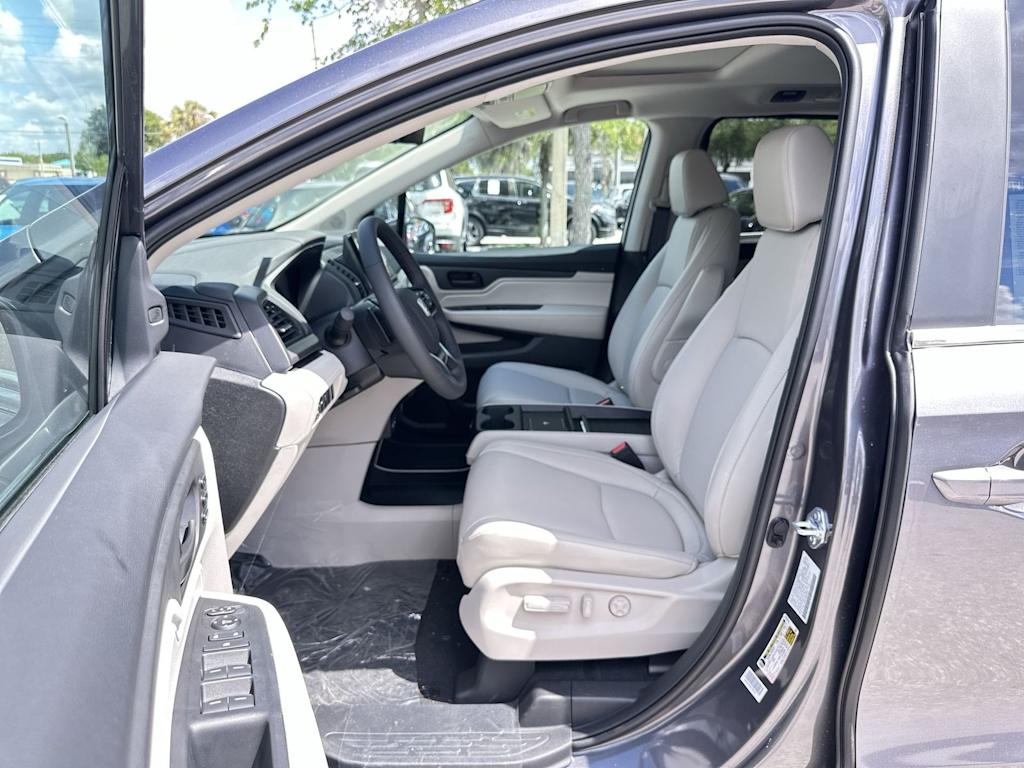 Thumbnail: 2026 Honda Odyssey - 11