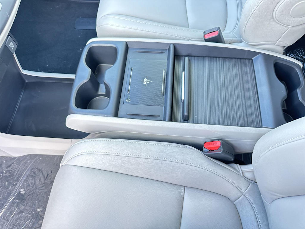 Thumbnail: 2026 Honda Odyssey - 21