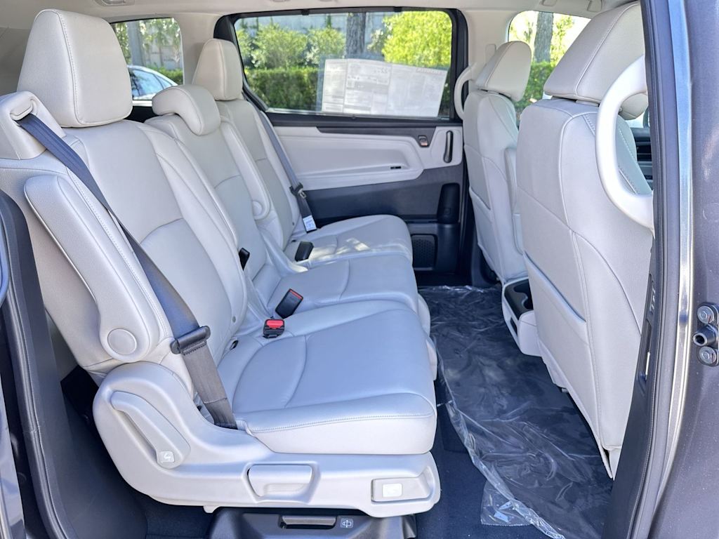 Thumbnail: 2026 Honda Odyssey - 21
