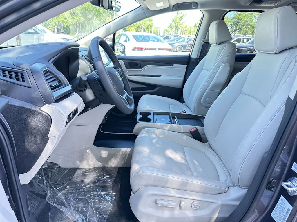 Thumbnail: 2026 Honda Odyssey - 9