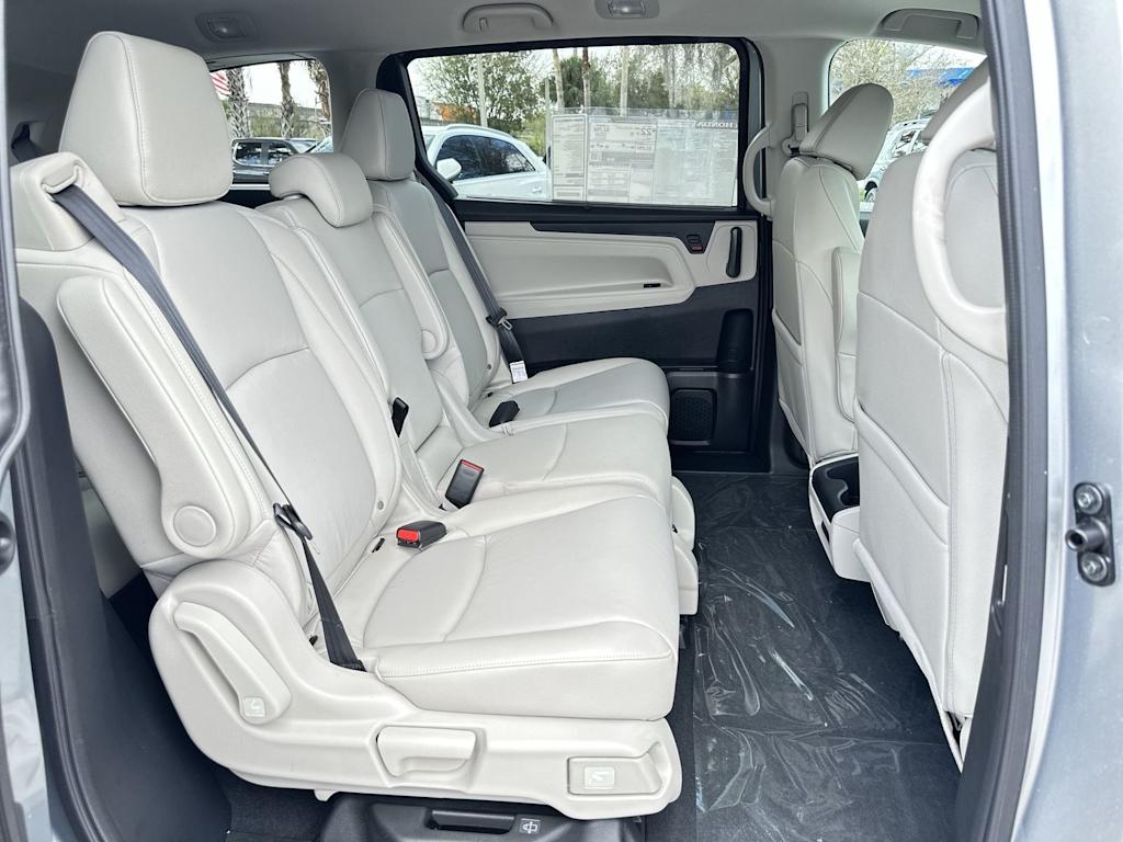Thumbnail: 2026 Honda Odyssey - 20
