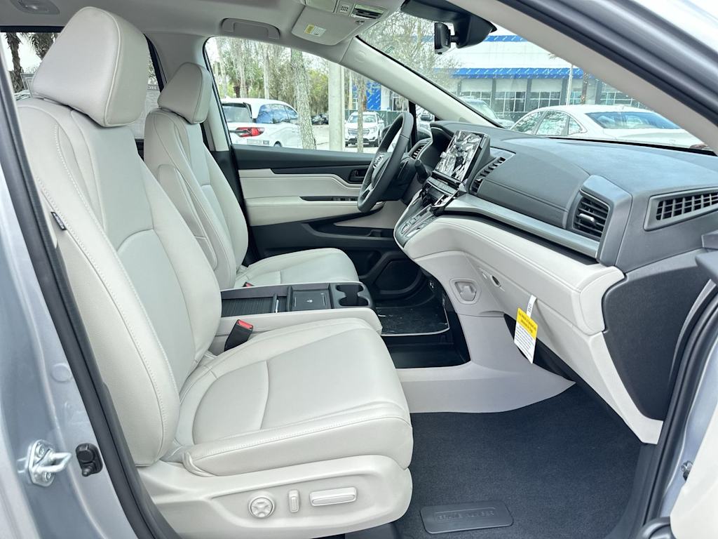 Thumbnail: 2026 Honda Odyssey - 21