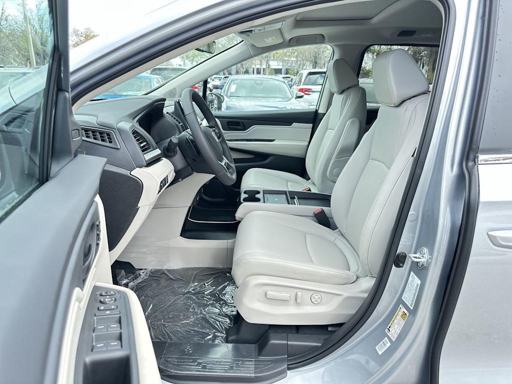 Thumbnail: 2026 Honda Odyssey - 9