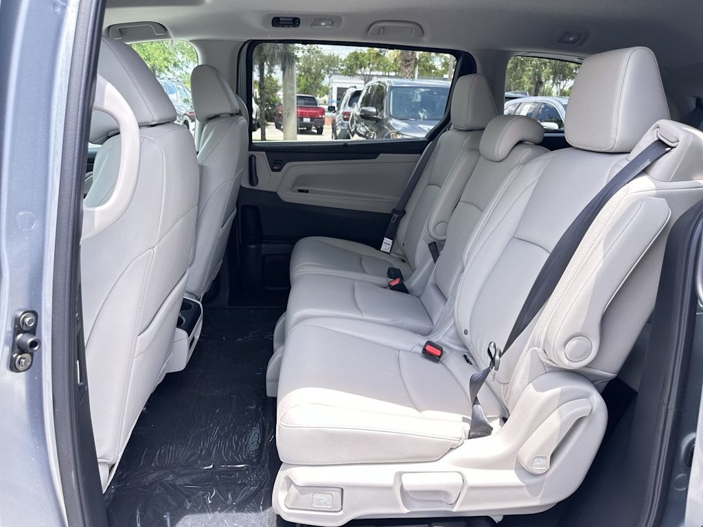 Thumbnail: 2026 Honda Odyssey - 20