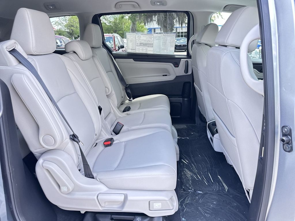 Thumbnail: 2026 Honda Odyssey - 21