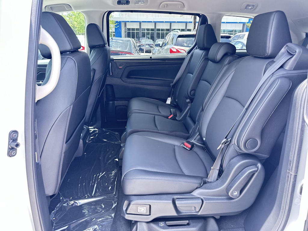 Thumbnail: 2026 Honda Odyssey - 20