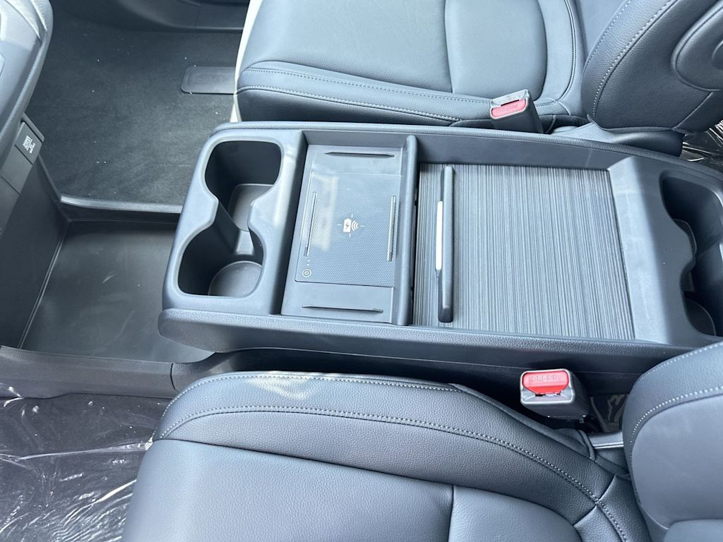 Thumbnail: 2026 Honda Odyssey - 12