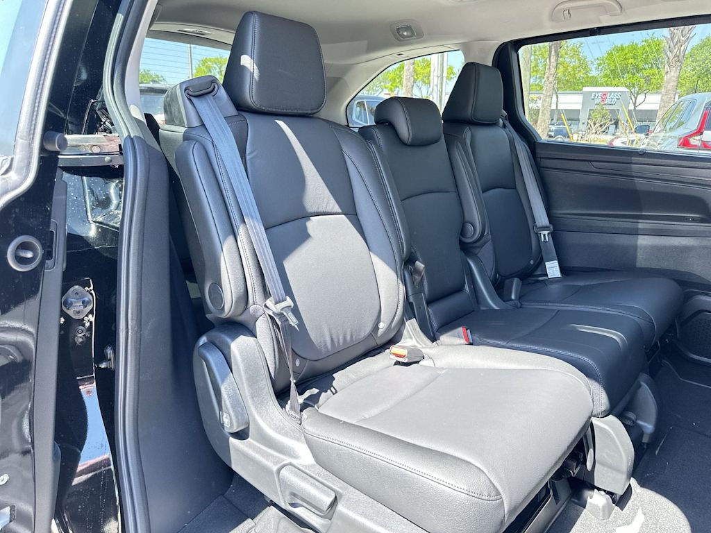 Thumbnail: 2026 Honda Odyssey - 20