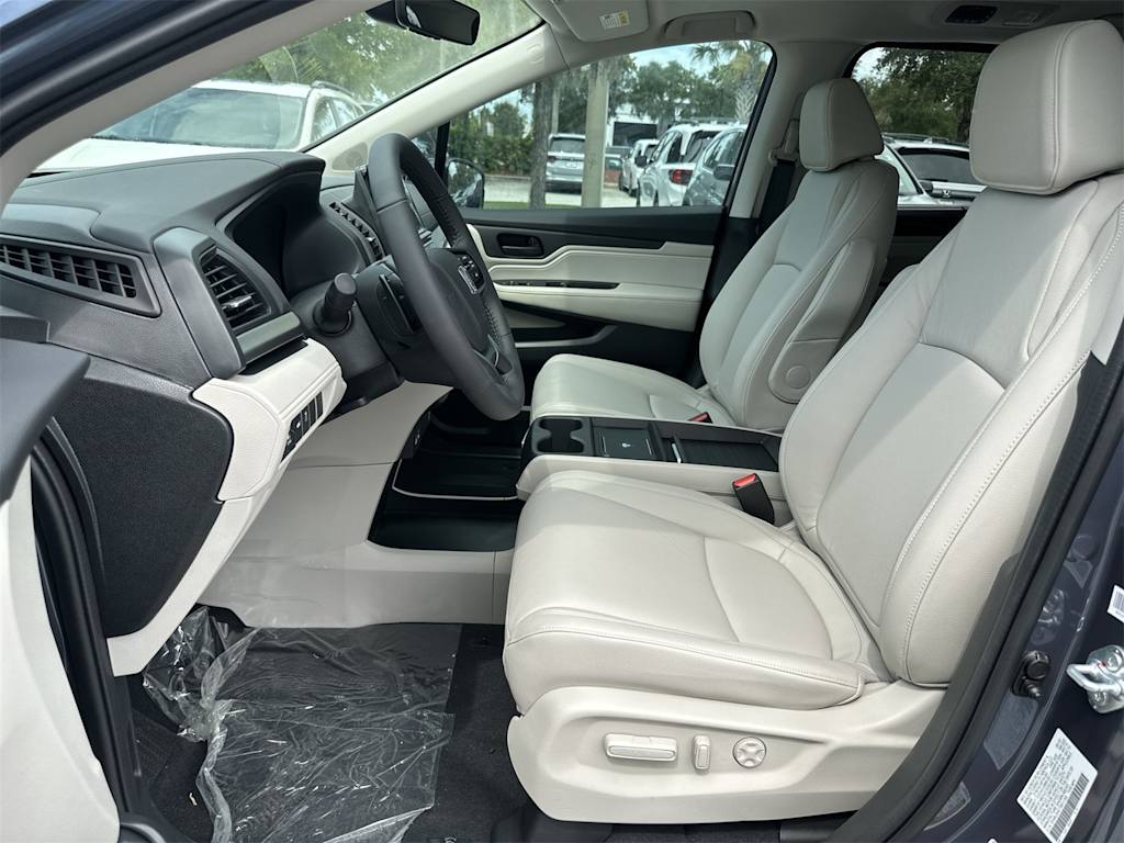 Thumbnail: 2026 Honda Odyssey - 9