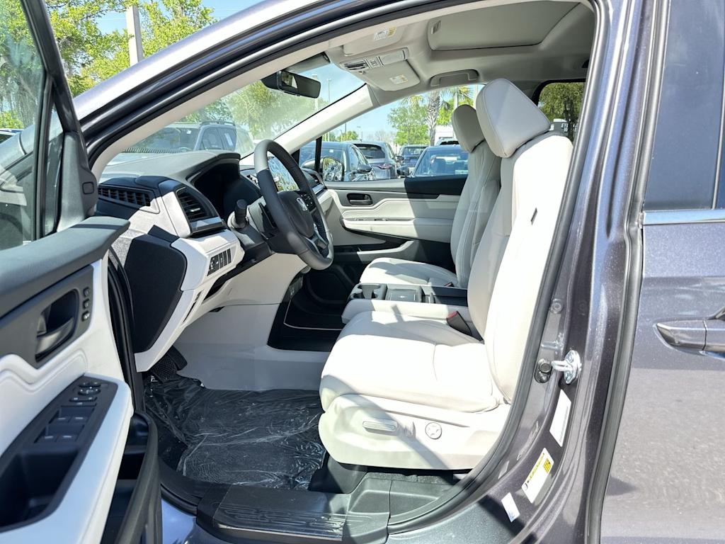 Thumbnail: 2026 Honda Odyssey - 9