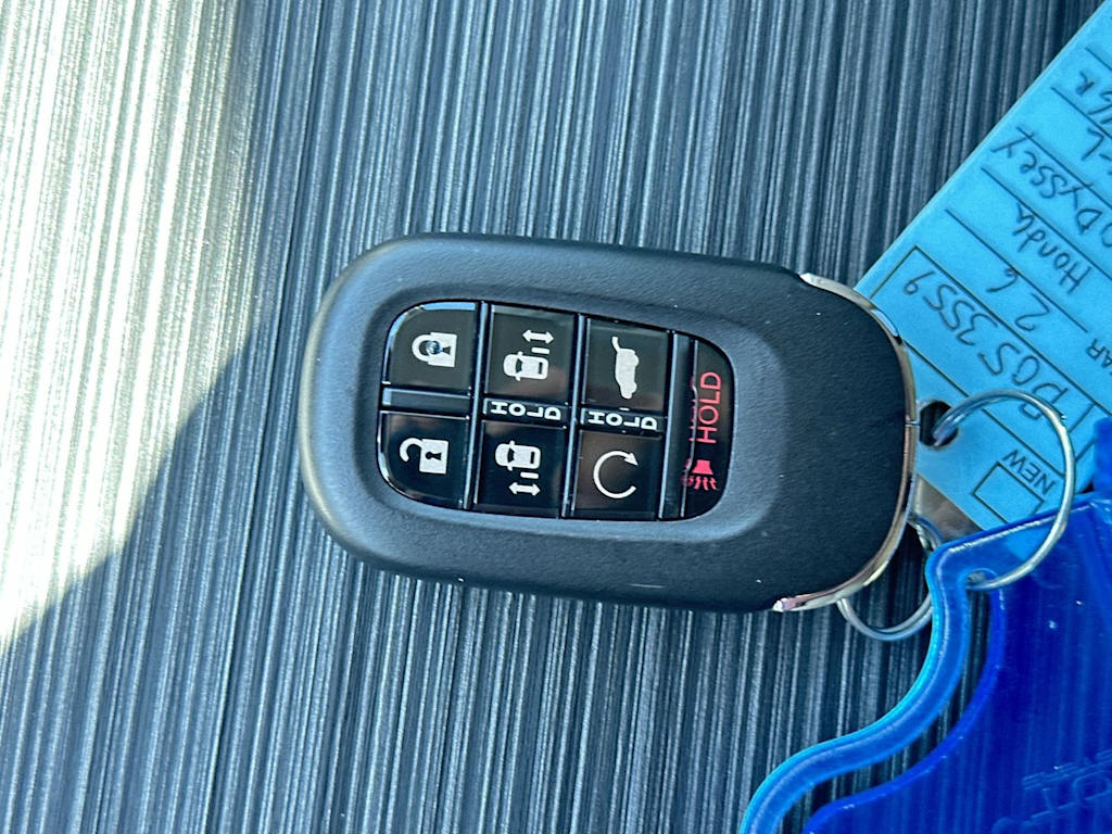 Thumbnail: 2026 Honda Odyssey - 15