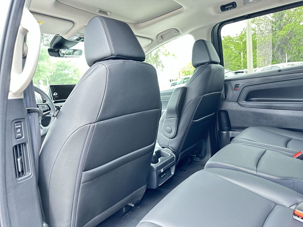 Thumbnail: 2026 Honda Odyssey - 13