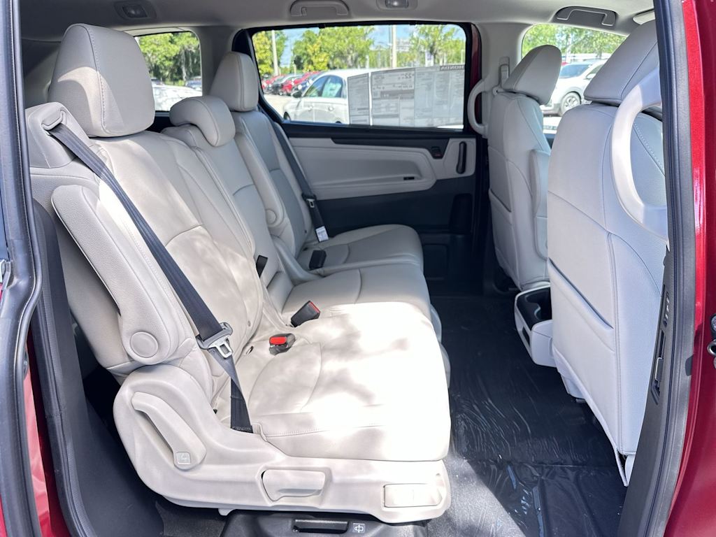 Thumbnail: 2026 Honda Odyssey - 21