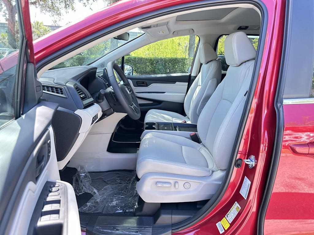 Thumbnail: 2026 Honda Odyssey - 10