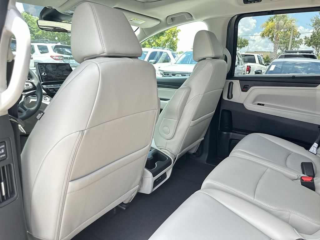 Thumbnail: 2026 Honda Odyssey - 19