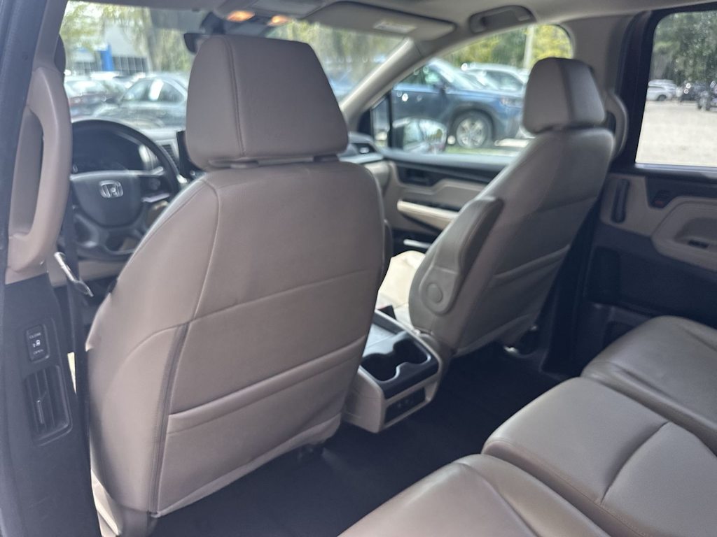 Thumbnail: 2019 Honda Odyssey - 10