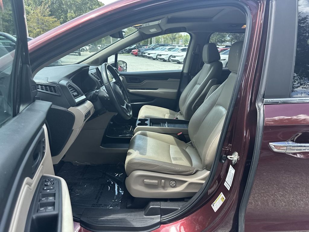 Thumbnail: 2019 Honda Odyssey - 8