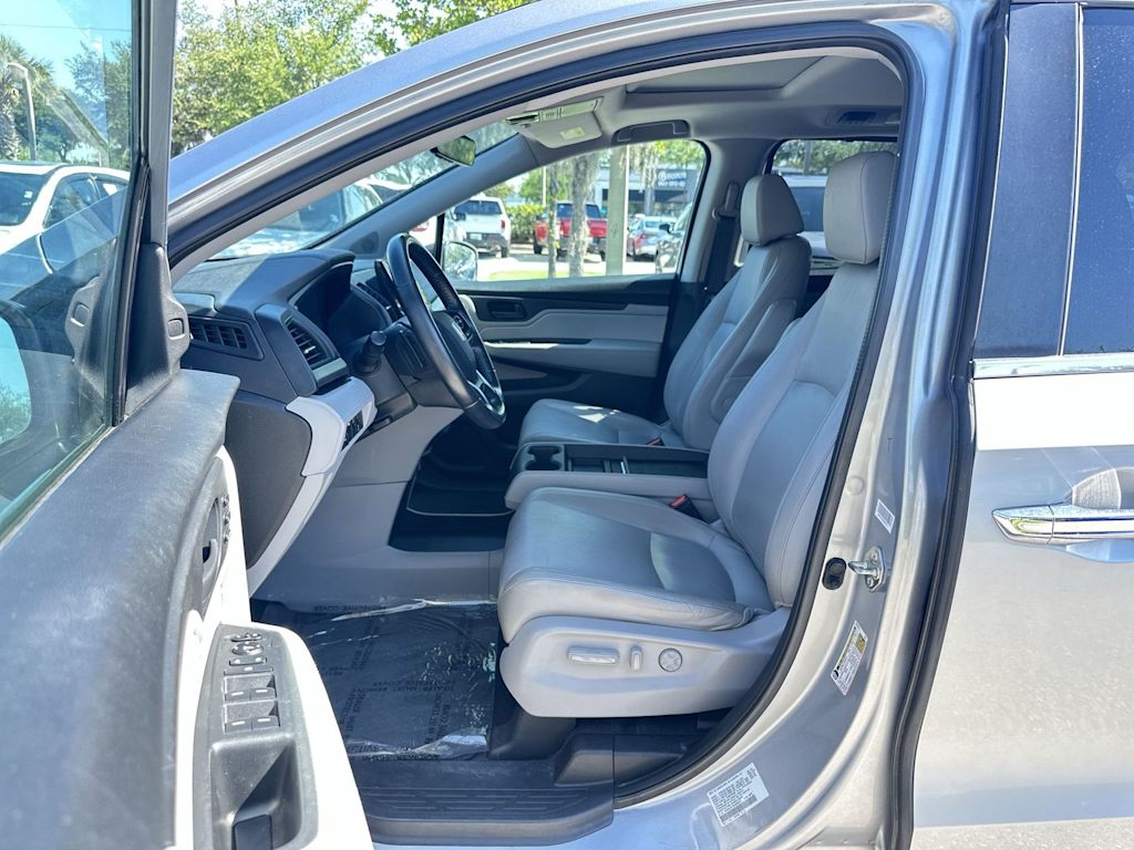 Thumbnail: 2018 Honda Odyssey - 11