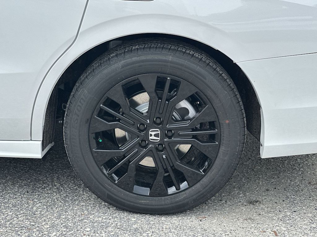 Thumbnail: 2026 Honda Odyssey - 8