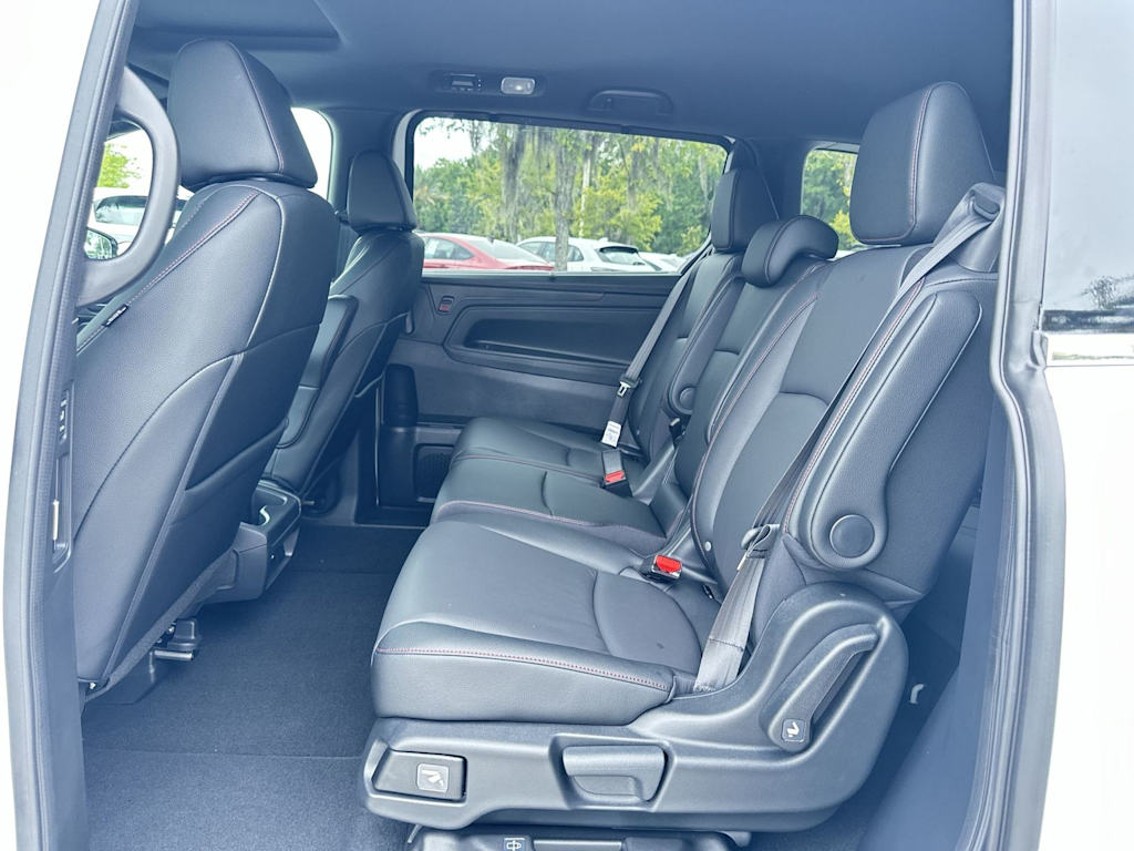 Thumbnail: 2026 Honda Odyssey - 19