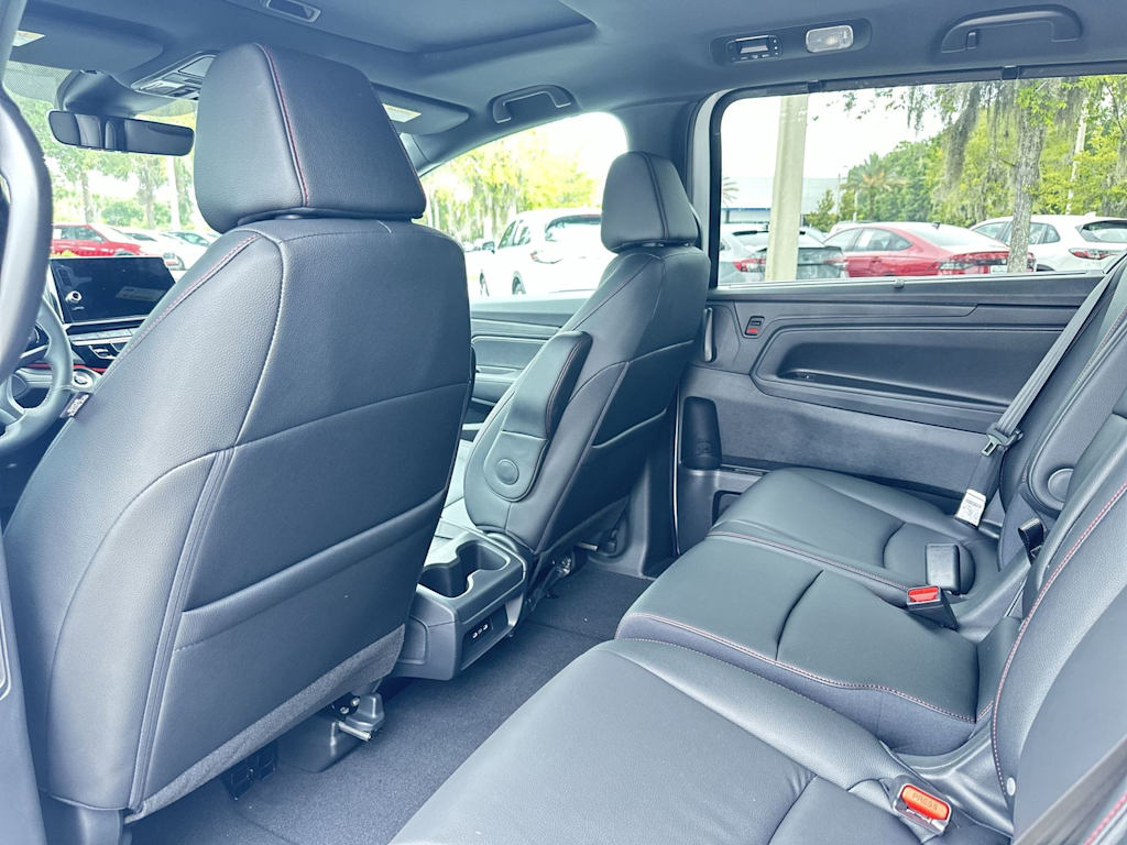 Thumbnail: 2026 Honda Odyssey - 10
