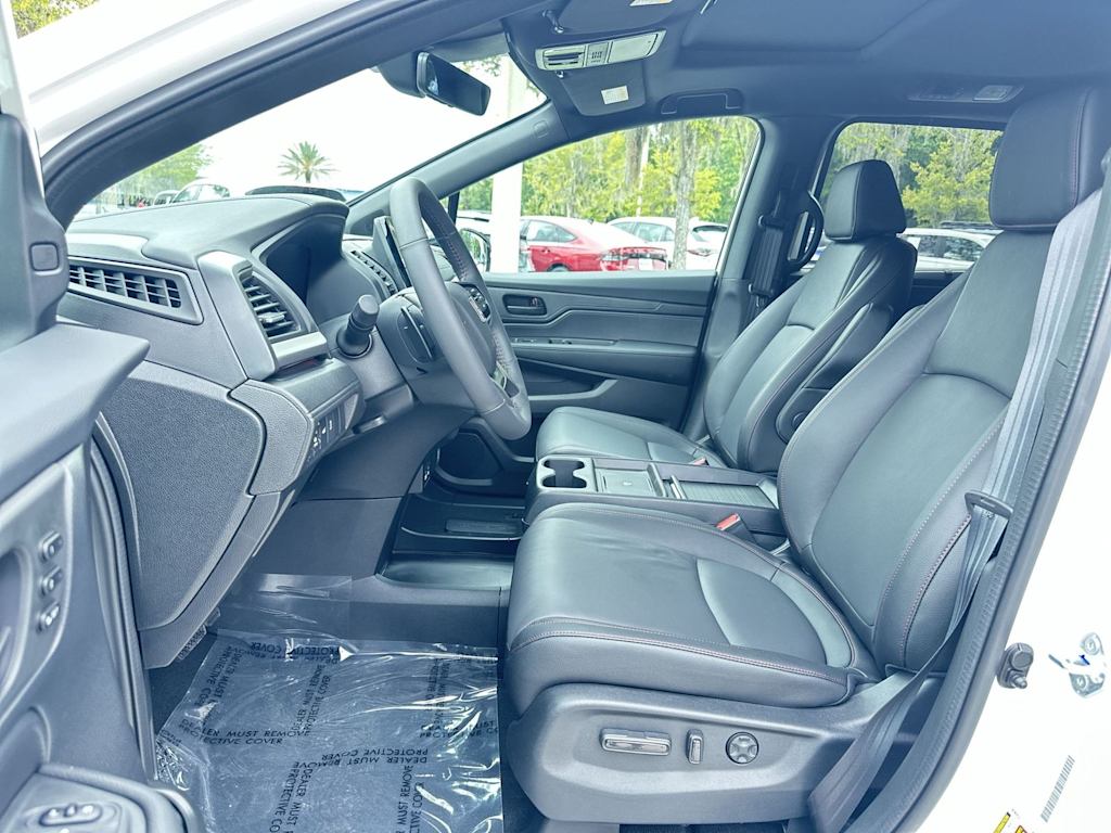 Thumbnail: 2026 Honda Odyssey - 9