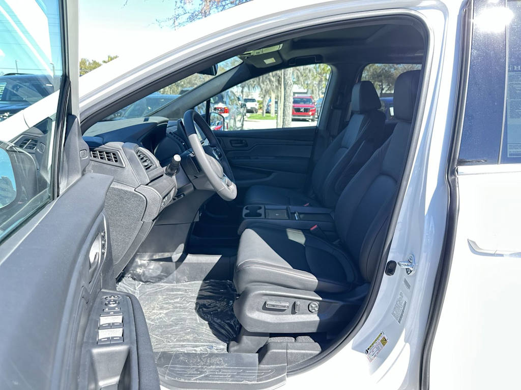 Thumbnail: 2026 Honda Odyssey - 11