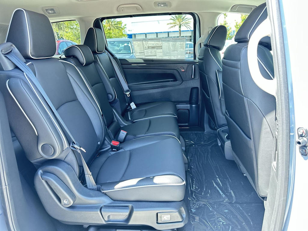 Thumbnail: 2026 Honda Odyssey - 21